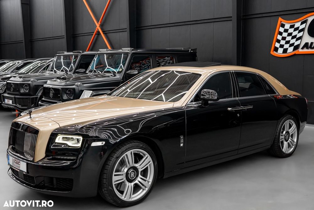 Rolls-Royce Ghost Black Badge - 24