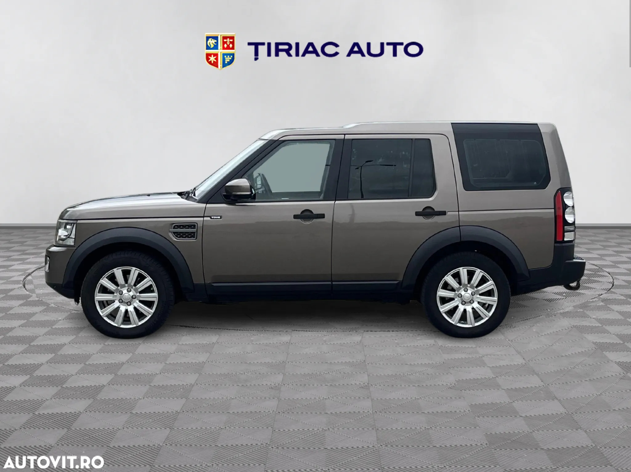 Land Rover Discovery 4 3.0 TDV6 S Aut - 2