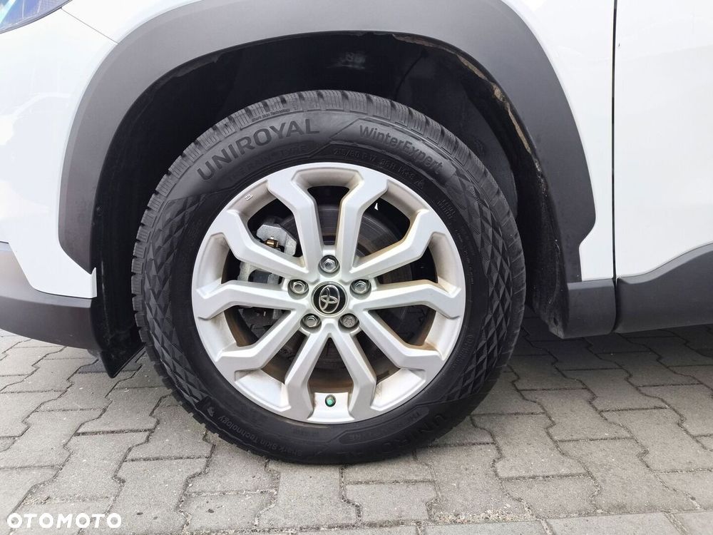 Toyota Corolla Cross - 16
