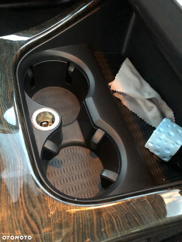 BMW X3 ver-520d - 16