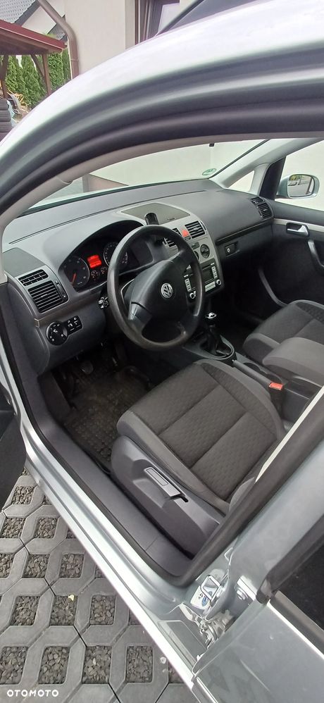 Volkswagen Touran 1.9 TDI Trendline - 4