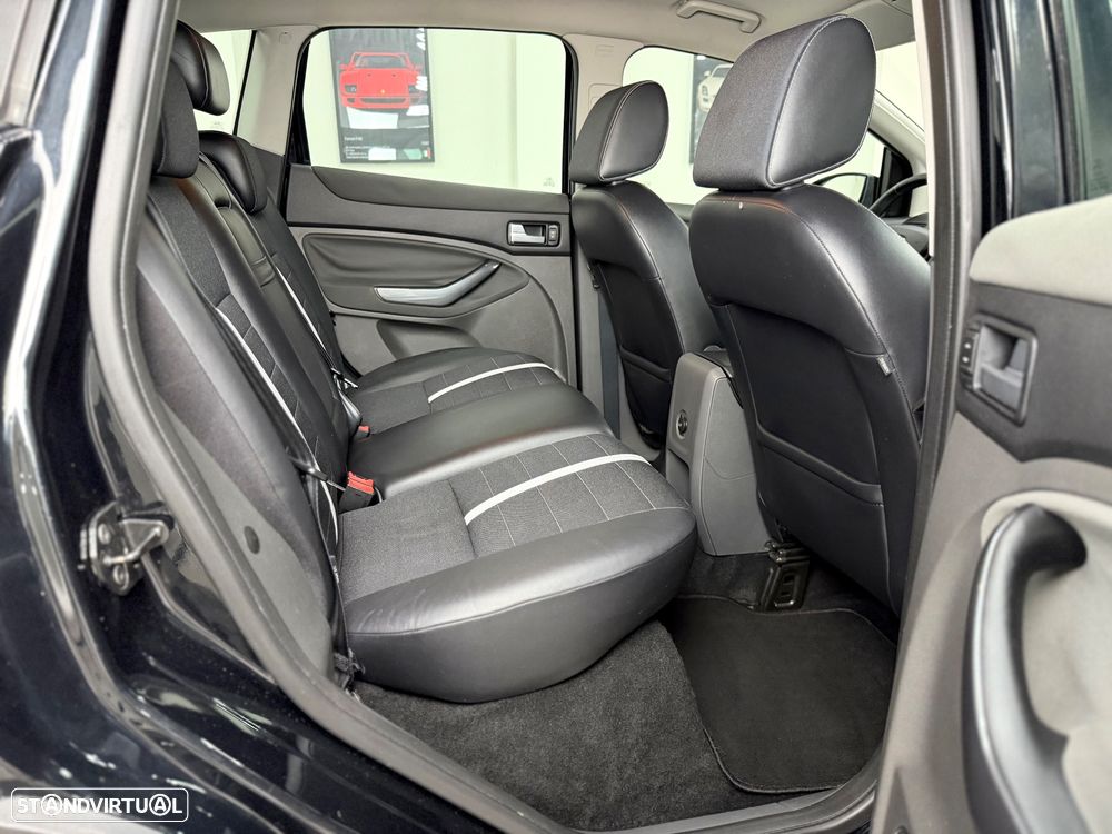 Ford Kuga 2.0 TDCi Titanium - 19