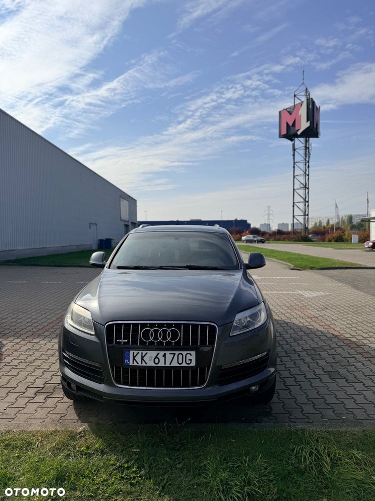 Audi Q7 2007 photo 4