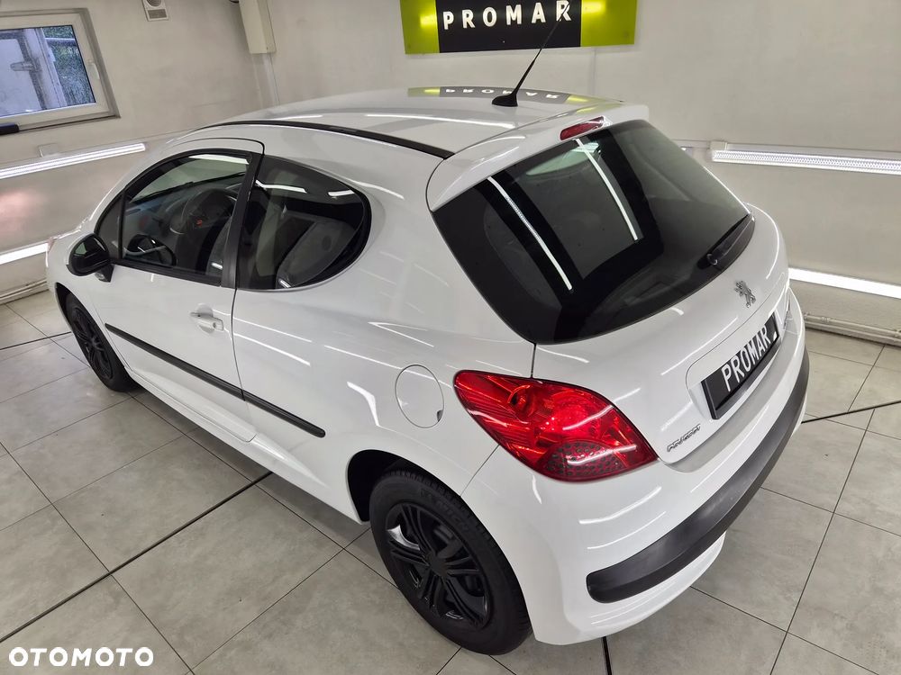 Peugeot 207 75 Urban Move - 7