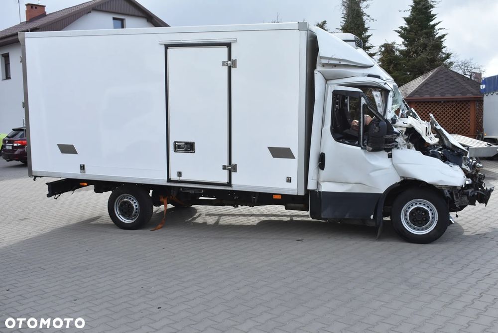 Iveco Daily 35S16 3,0 CHŁODNIA KONTENER 2023 - 4