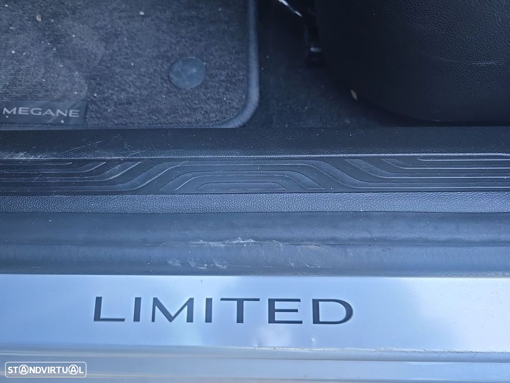 Renault Mégane 1.5 Blue dCi Limited - 14