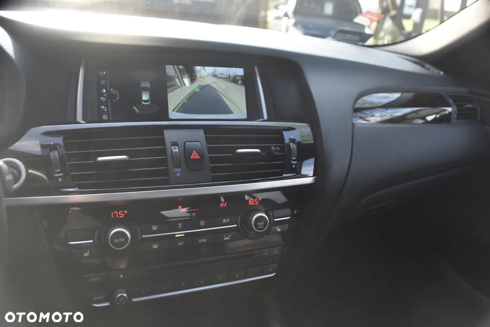 BMW X4 xDrive28i Advantage - 20