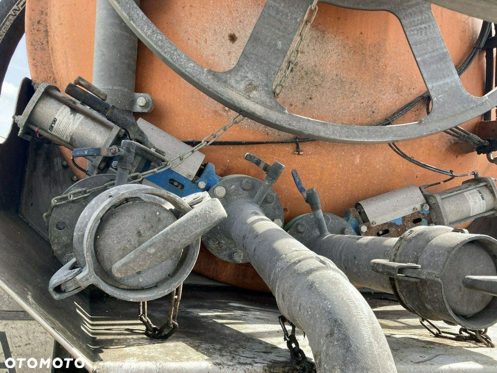 Mercedes-Benz AXOR 2543 Asenizacyjny kanalizacja szambiarka Wuko Beczka 2010 - 14