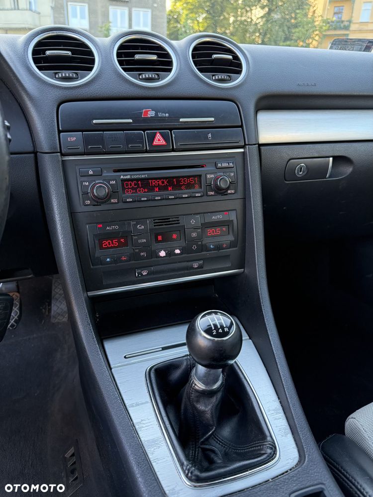 Audi A4 Cabrio 1.8T - 14