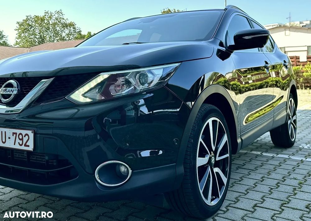 Nissan Qashqai 1.6 DCI Xtronic TEKNA+ - 33