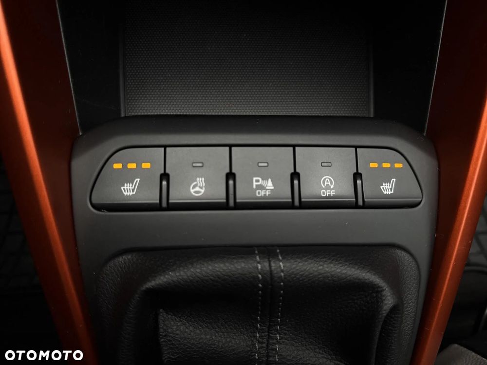 Kia Stonic 1.4 L - 22