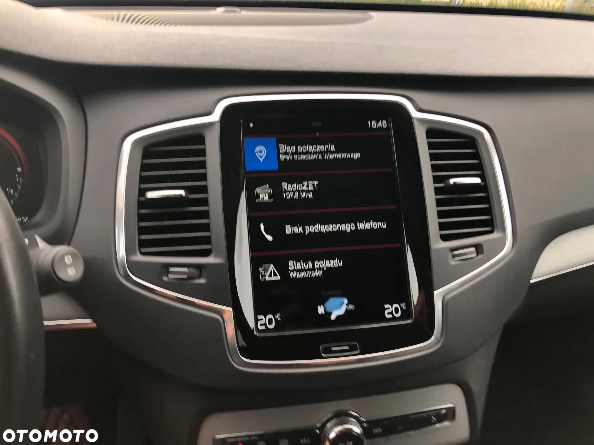 Volvo XC 90 T8 AWD Plug-In Hybrid Momentum 7os - 8