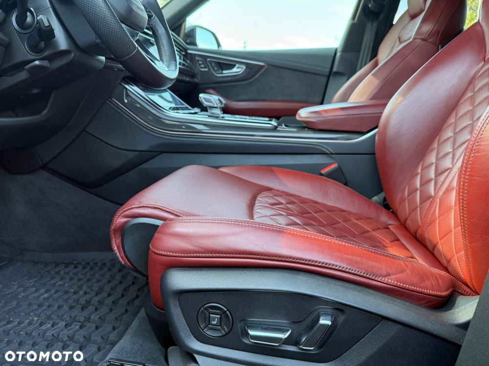 Audi SQ8 TFSI Quattro Tiptronic - 22