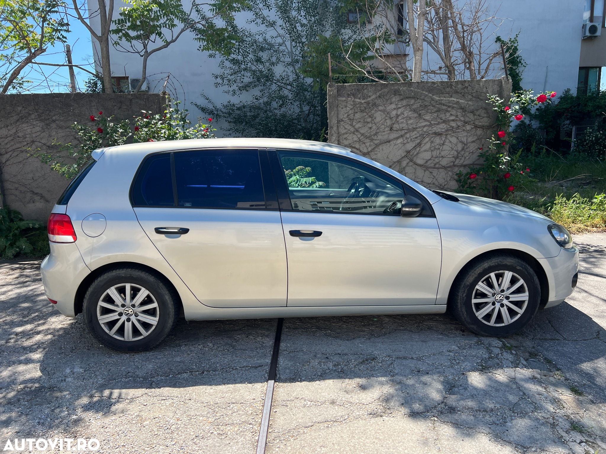 Volkswagen Golf 1.6 TDI BMT Comfortline - 16