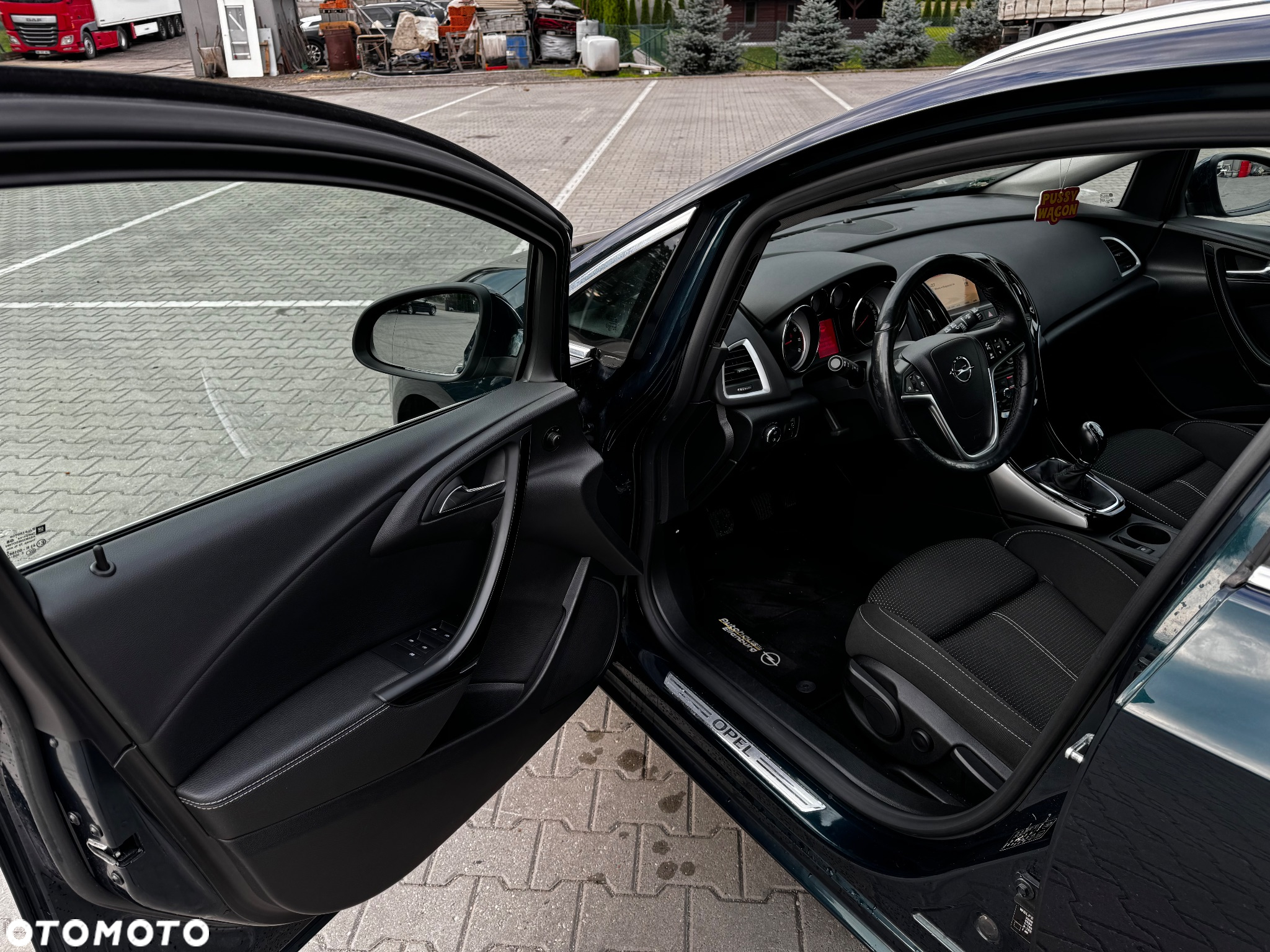 Opel Astra IV 1.4 T Sport - 9