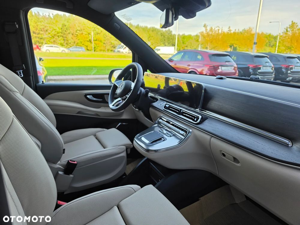 Mercedes-Benz Klasa V 300 d 4-Matic 9G-Tronic Exclusive (ekstra dł) - 17