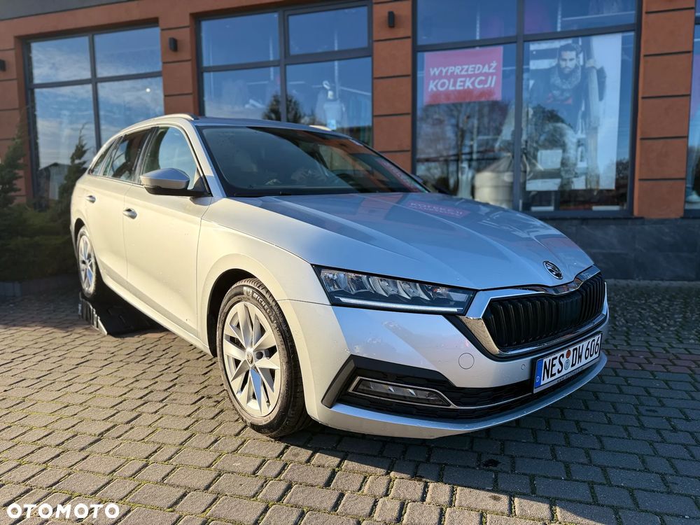 Skoda Octavia 2.0 TDI First Edition - 10