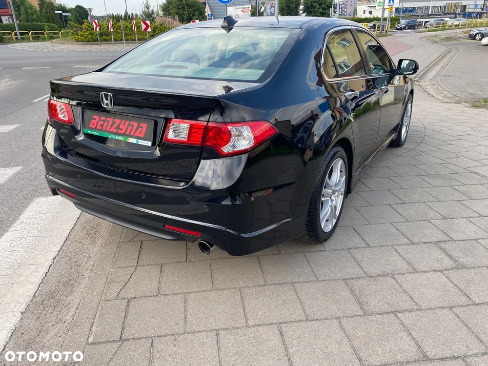 Honda Accord 2.0 Automatik Elegance 50 Jahre Edition - 11