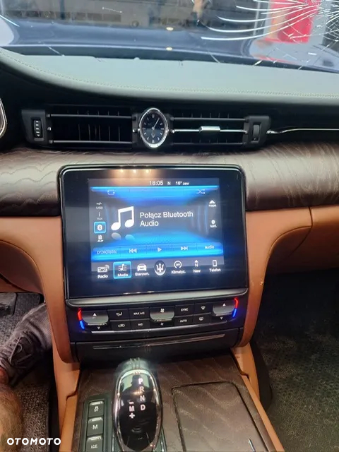 Maserati Quattroporte - 14