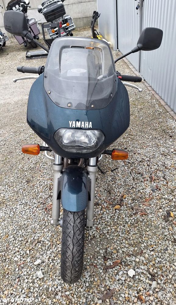 Yamaha XJ - 6