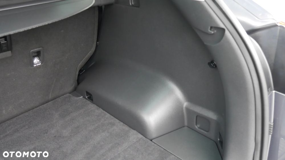 Hyundai Tucson 1.7 CRDI BlueDrive GO 2WD - 39