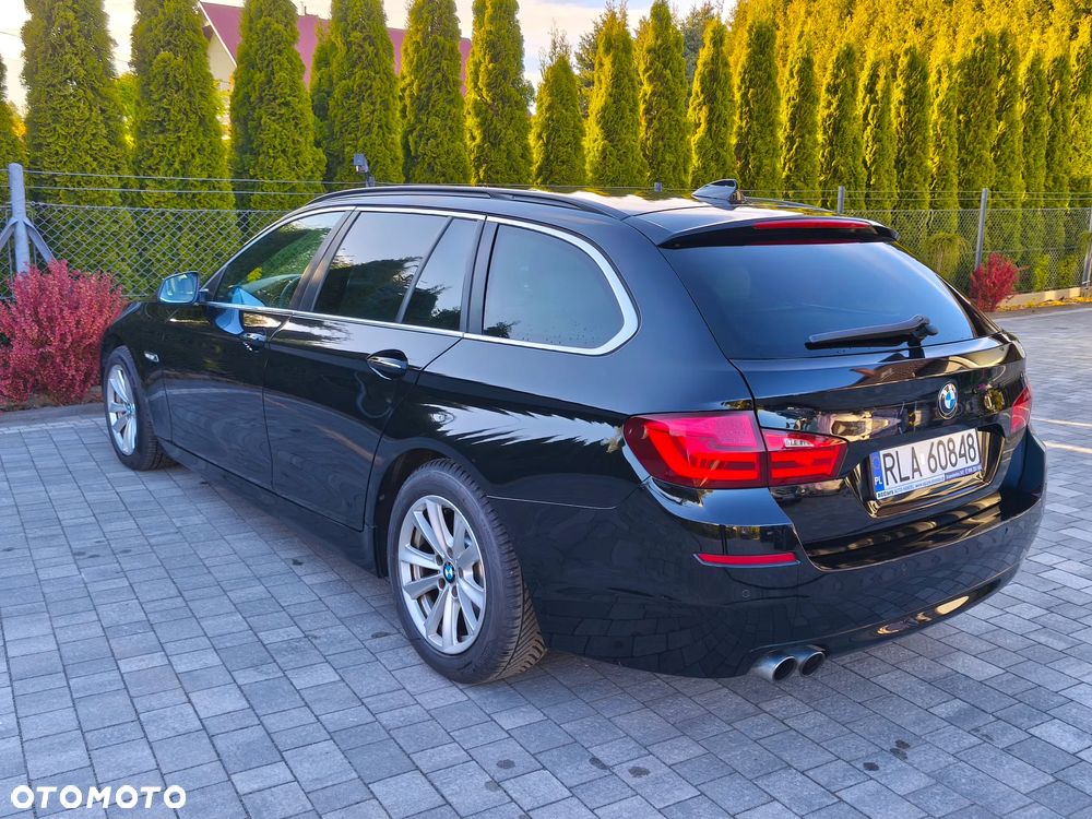 BMW Seria 5 520d Luxury Line - 9