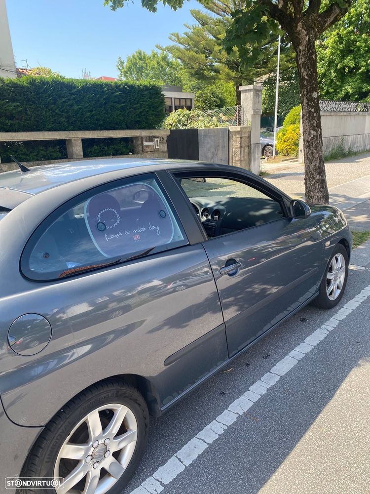 SEAT Ibiza - 4