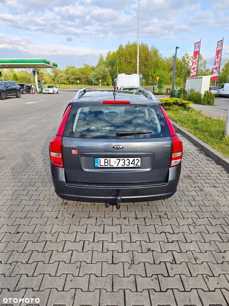 Kia Ceed - 3