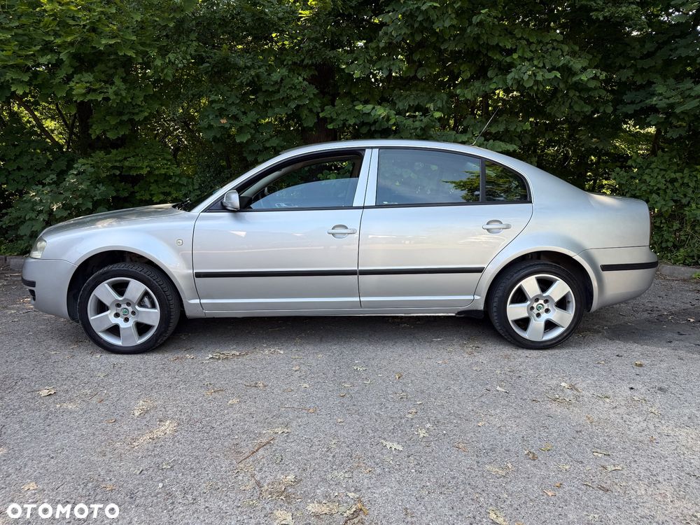 Skoda Superb 1.8 Turbo Comfort - 2