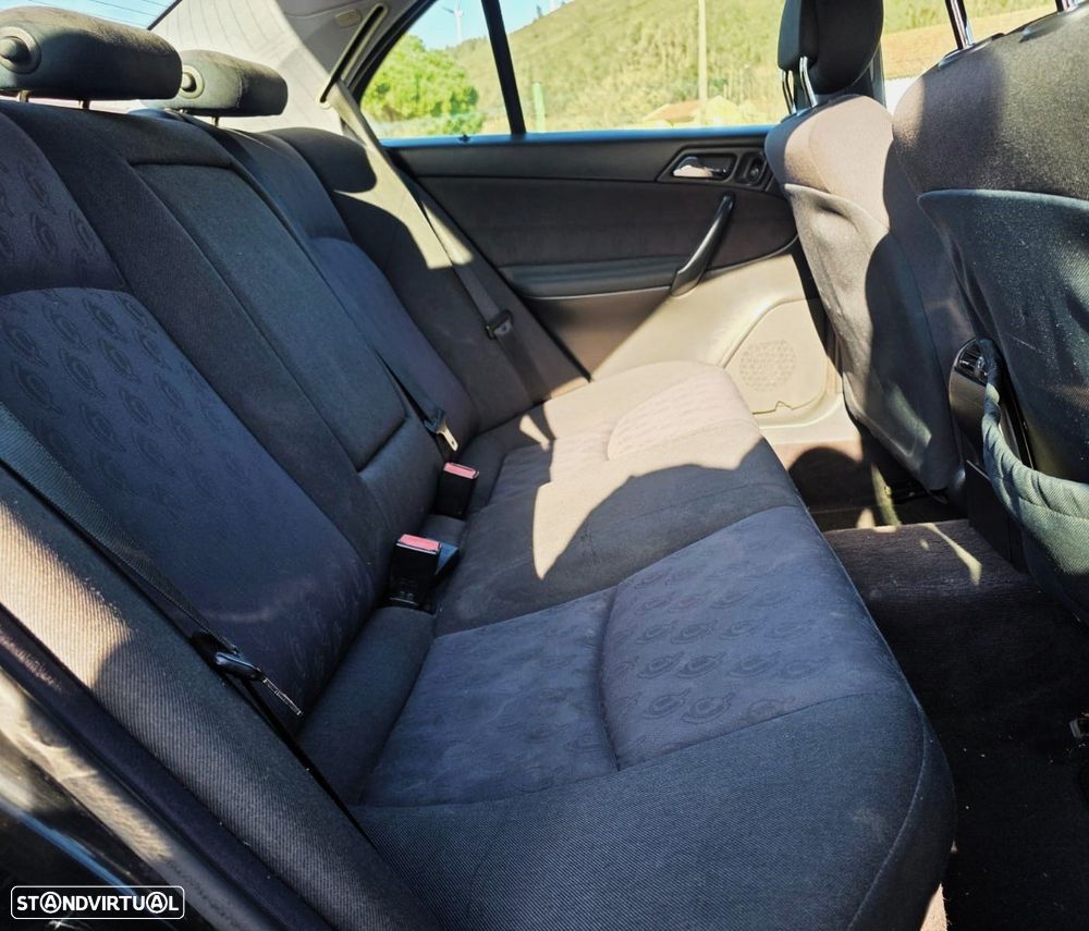 Mercedes-Benz C 220 CDi Classic - 11