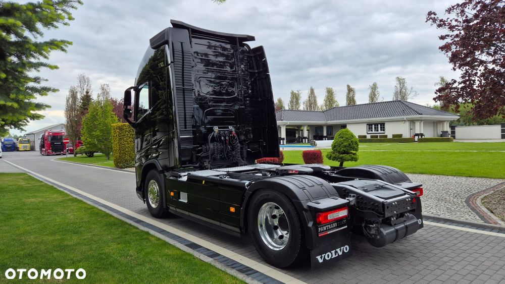 Volvo VOLVO///FH///500///2022/// GLOBETROTTER///XXL/// ALUFELGI///VIRTUAL COCPIT///TABLET///FULL LED///KLIMATYZACJA POSTOJOWA///ZABUDOWY MIĘDZYOSIOWE///KAMERA/// STAN BARDZO DOBRY - 7