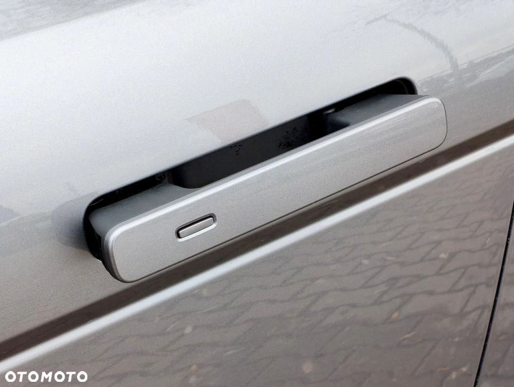 Land Rover Range Rover Evoque - 24