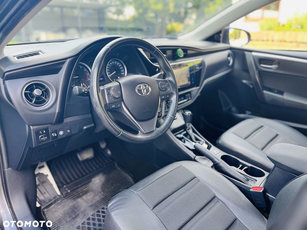 Toyota Corolla 1.6 Comfort MS - 26