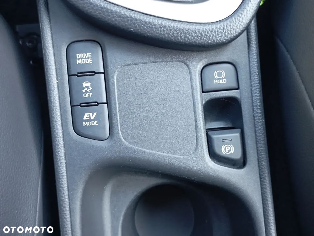 Toyota Yaris Cross Hybrid 1.5 Executive - 21