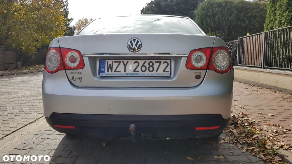 Volkswagen Jetta 1.9 TDI DPF Comfortline - 3
