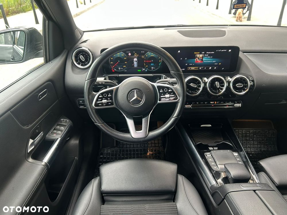 Mercedes-Benz Klasa B 250 e 8G-DCT Progressive - 21