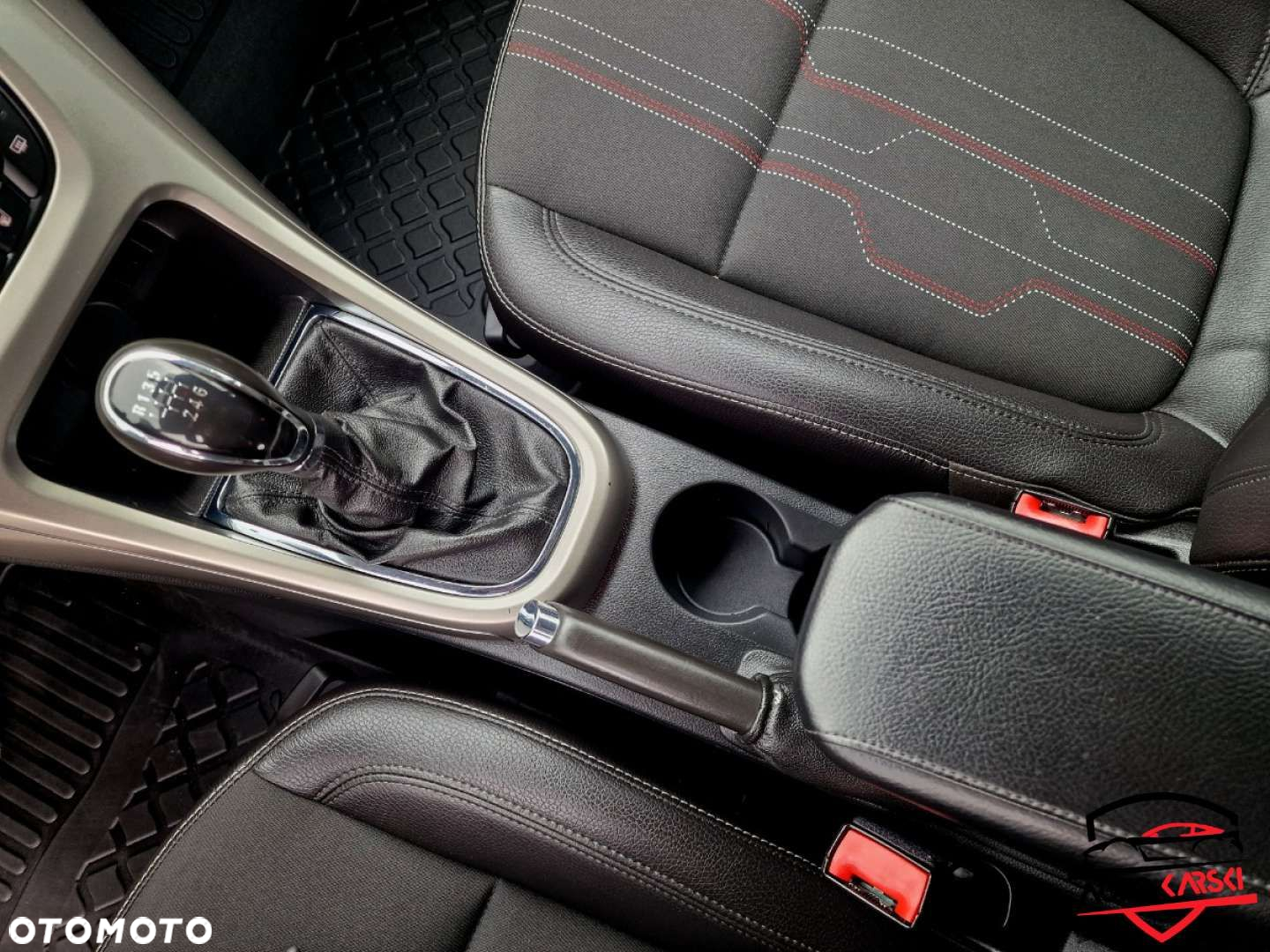 Opel Astra - 35