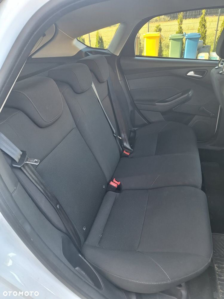 Ford Focus 1.6 Trend - 11