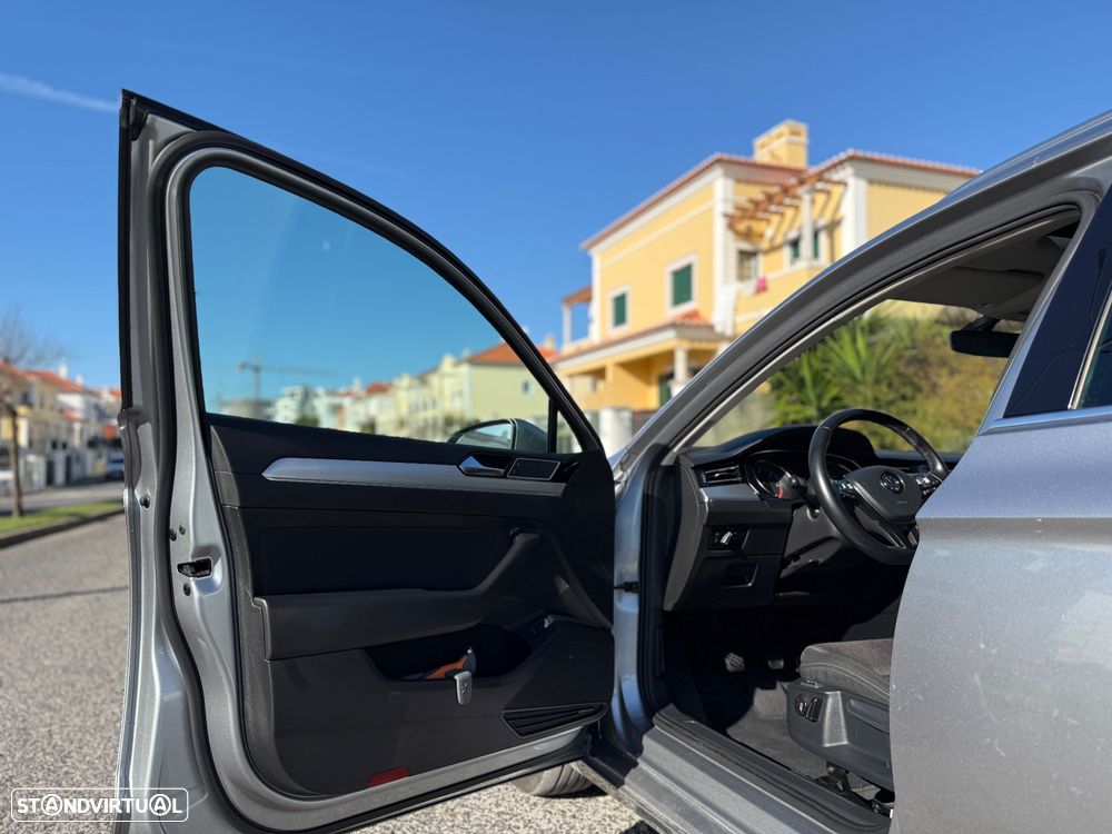 VW Passat Variant 1.6 TDI (BlueMotion ) Trendline - 19