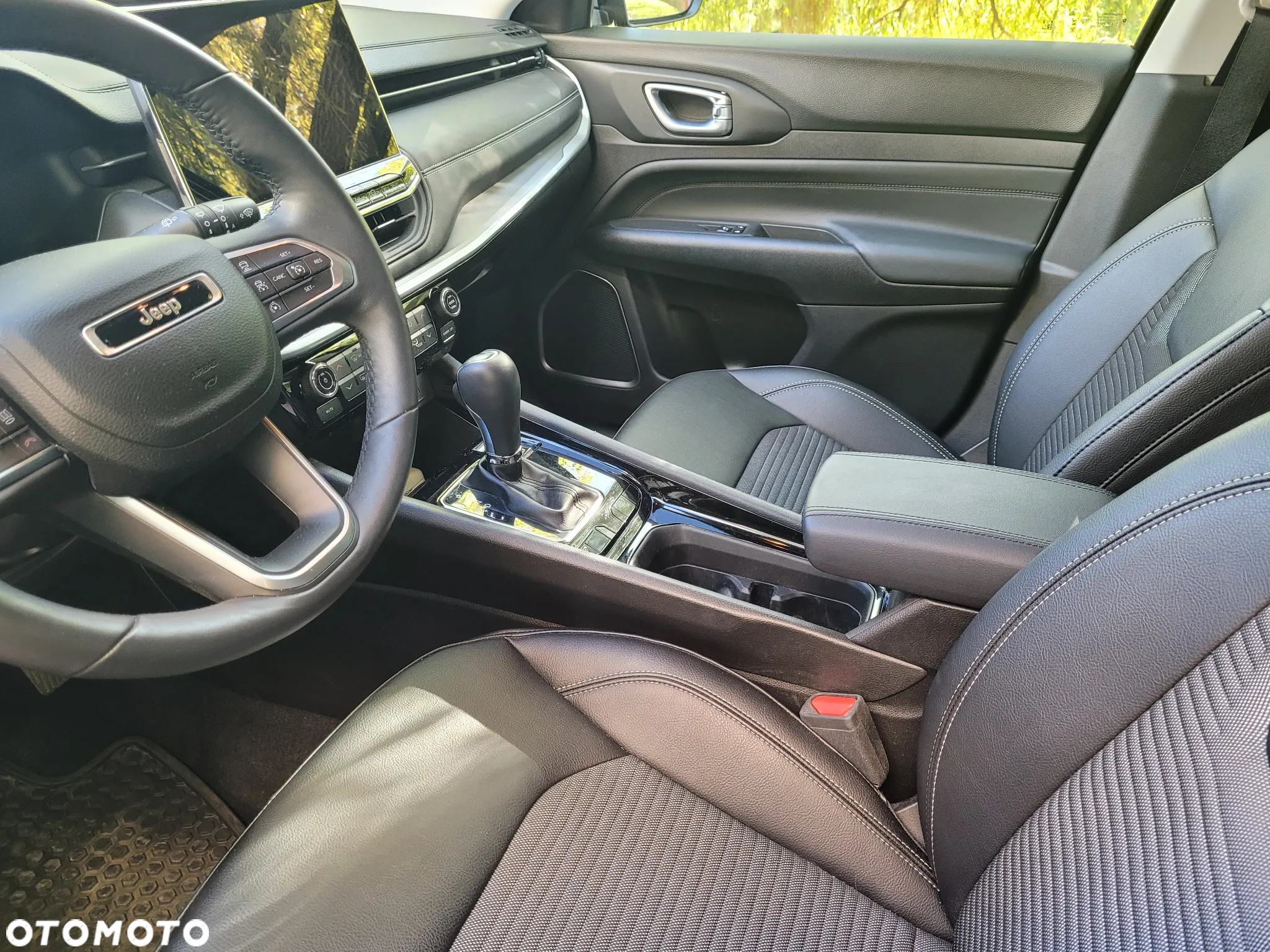 Jeep Compass - 4