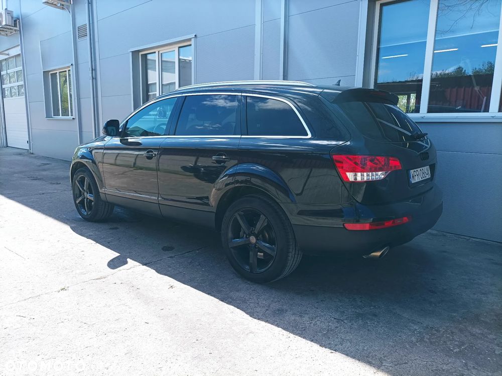 Audi Q7 - 3