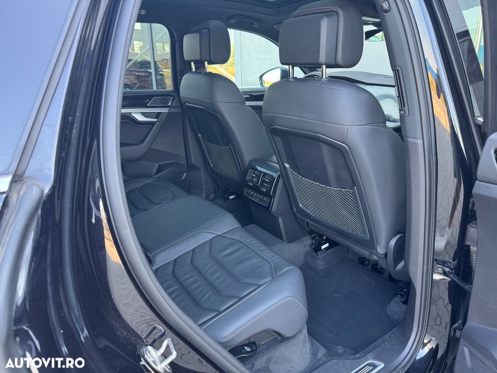 Volkswagen Touareg 3.0 V6 TDI 4Motion DPF Automatik R-Line - 18