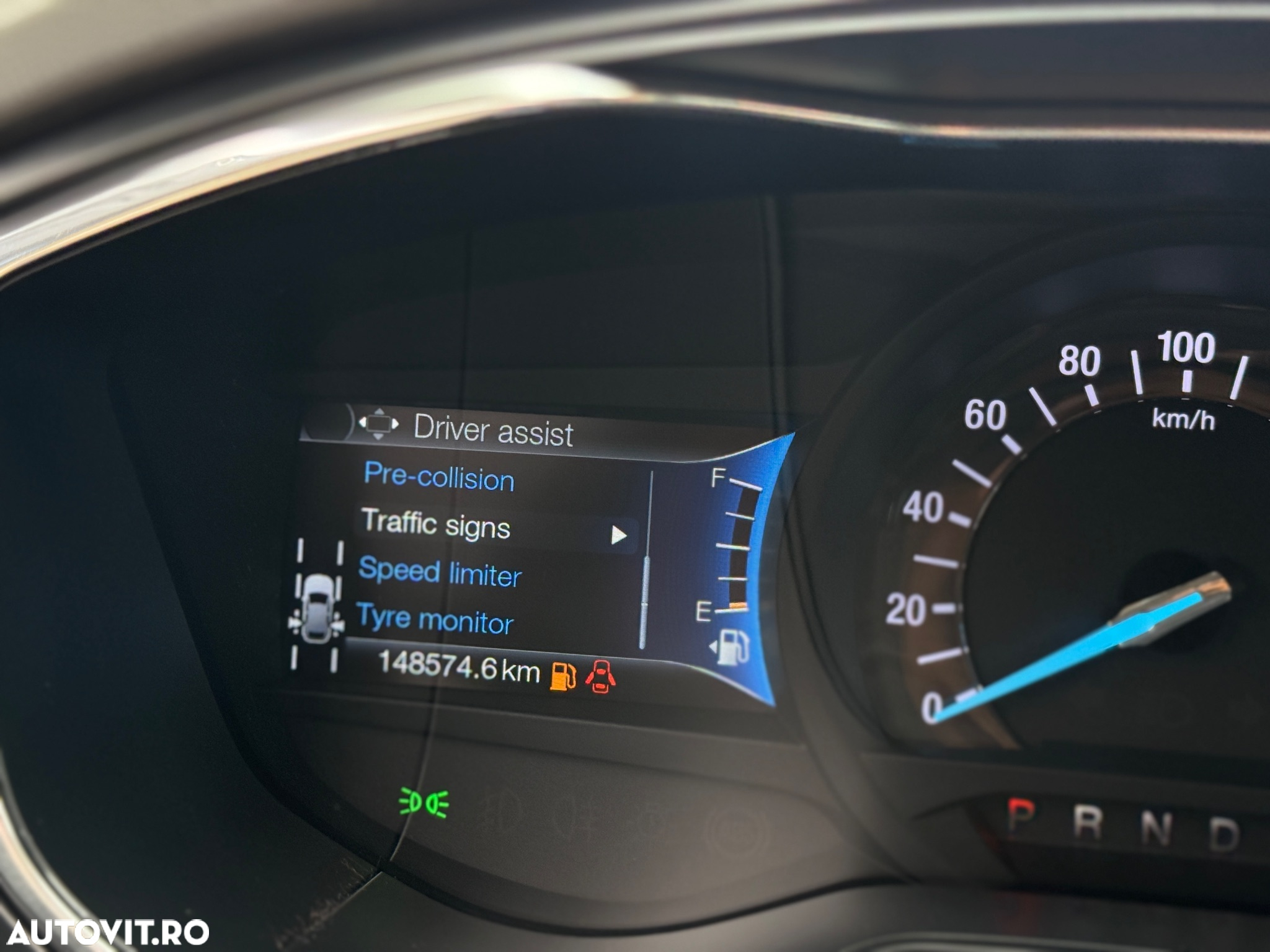 Ford Mondeo 2.0 HEV Titanium - 14