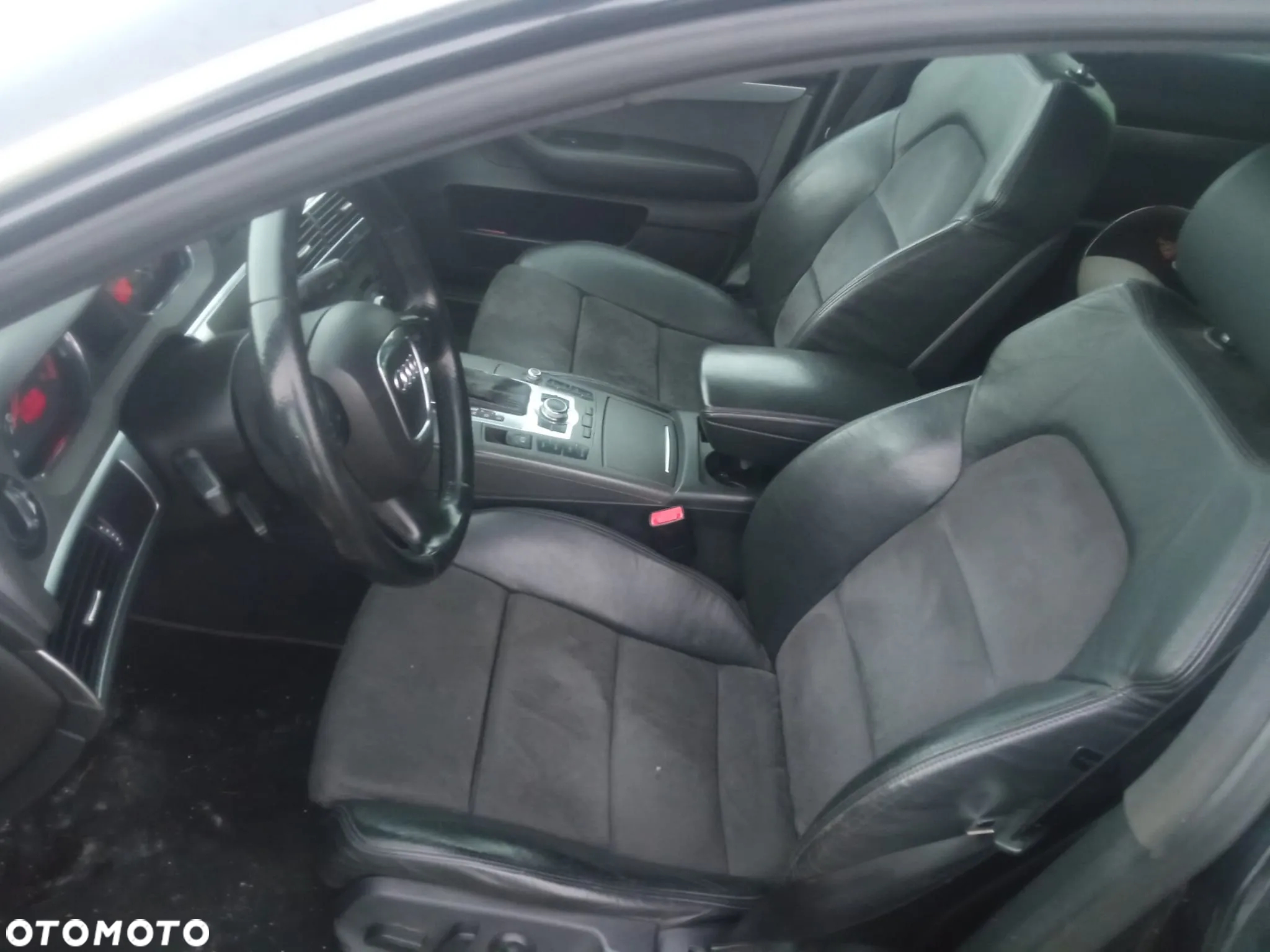 Audi A6 4.2 Quattro Tiptronic - 36