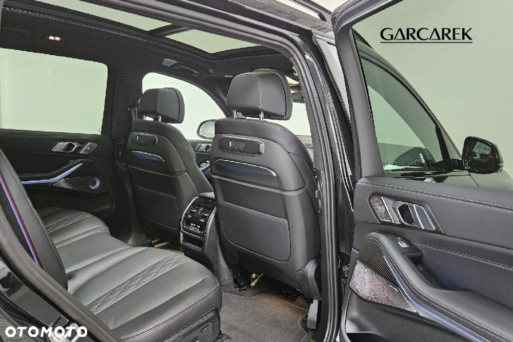 BMW X7 - 31