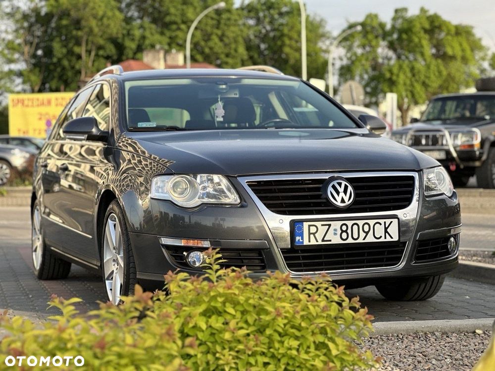 Volkswagen Passat 2.0 TDI DPF Sportline - 2