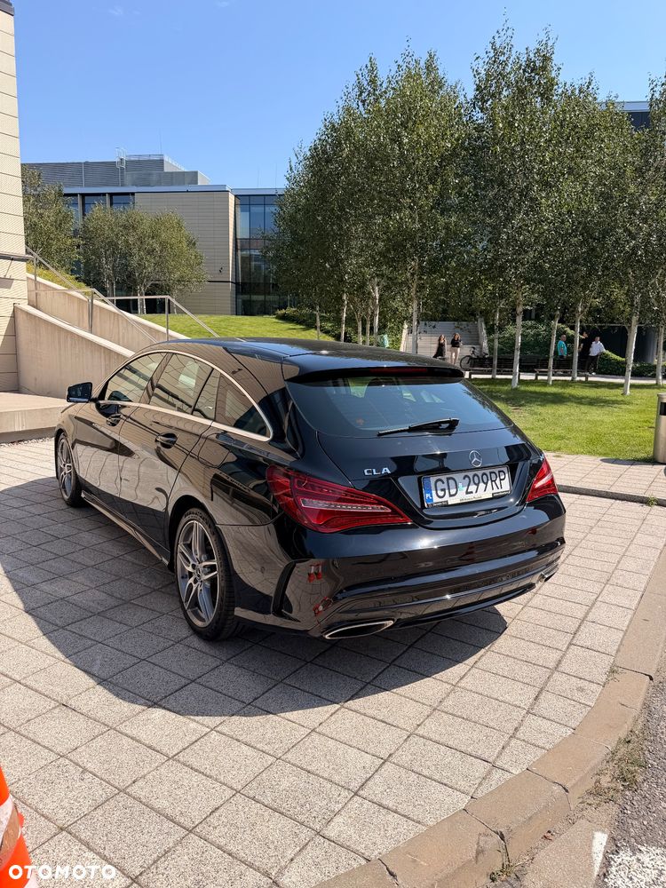 Mercedes-Benz CLA 200 7G-DCT AMG Line - 2