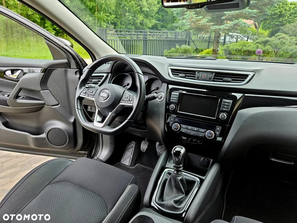 Nissan Qashqai 1.3 DIG-T N-Connecta - 14