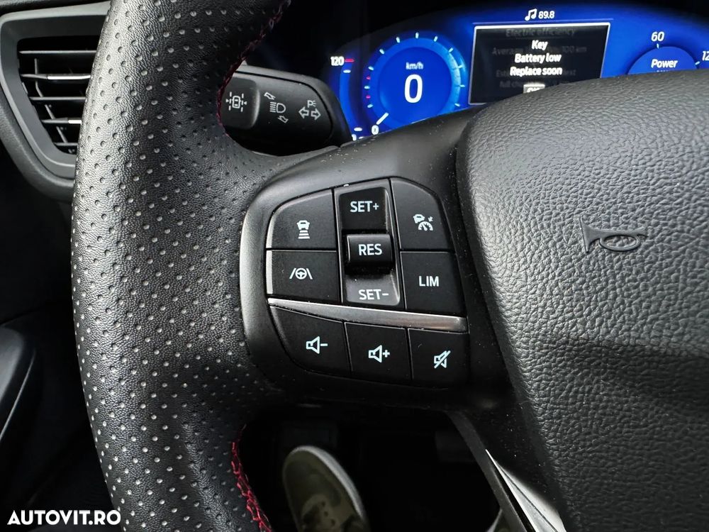 Ford Kuga 2.5 Duratec PHEV ST-LINE X - 19