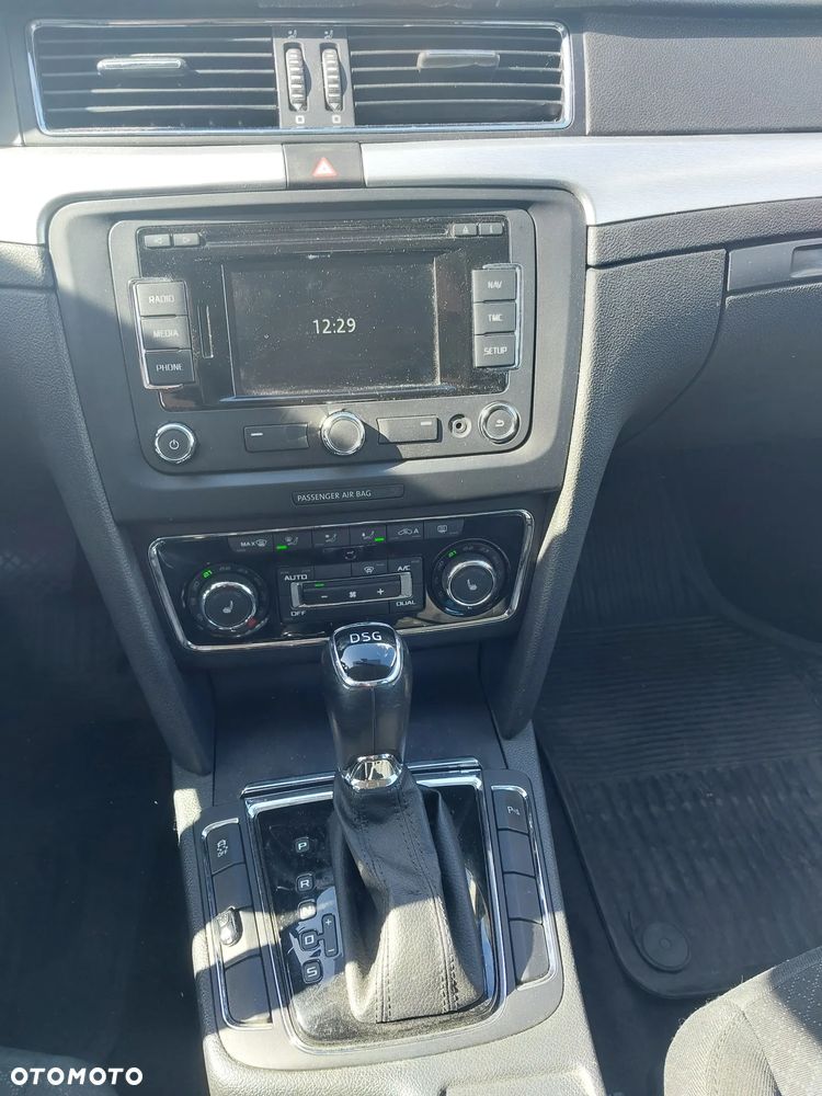 Skoda Superb 2.0 TSI Ambition DSG - 10